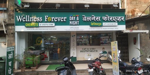 Wellness Forever Pharmacy - Mangalwar Peth, Kolhapur